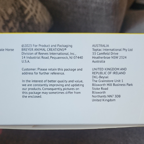 Breyer Neapolitan Horse Freedom Series #62223 Collectible Horse - Picture 2 of 3